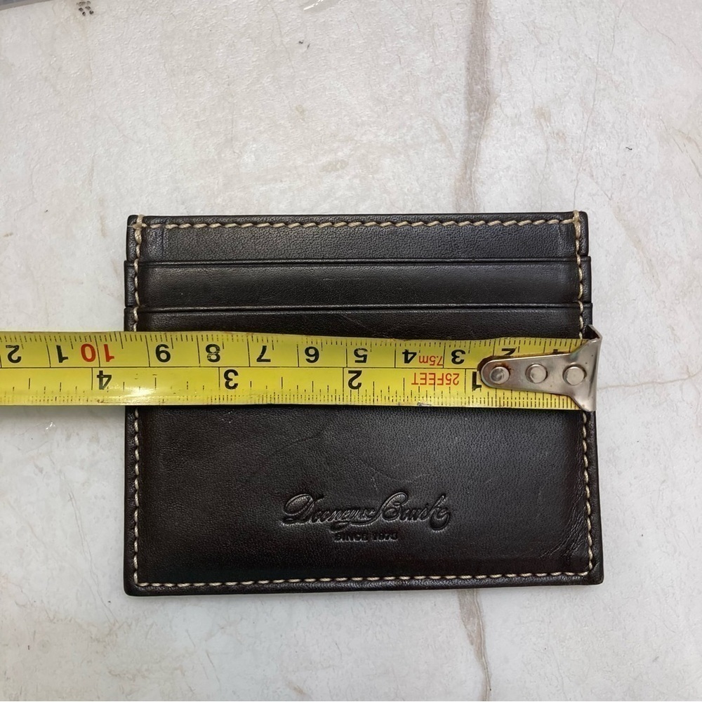 Dooney and Bourke black leather card holder sample - Picture 4 of 5